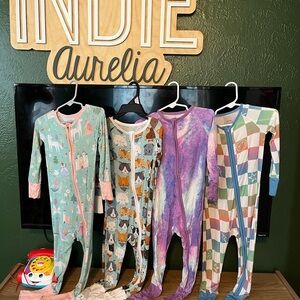 Little Sleepies 2T Convertible Zipper pajamas EUC